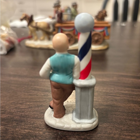 Lefton Colonial Village Barber - Picture 2 of 3